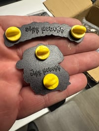 Image 2 of MM pin set 