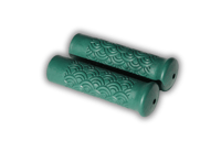 Image 3 of LnSpltBLVD Grips