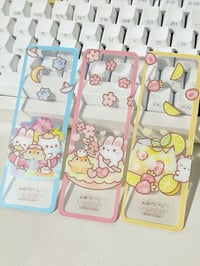 Image 1 of Clearance Merchs Flat