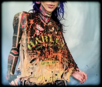 Image 7 of HARLEY I ShReDdeD CroP (Large)