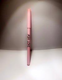 Image 3 of Vegan Lip liner