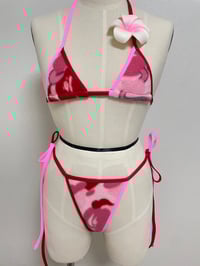 Image 3 of Micro top & small bottom