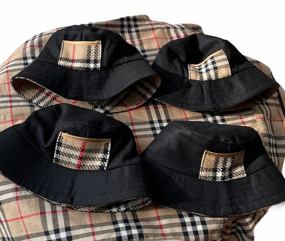 Reworked Burberry’s Bucket Hat (Beige)