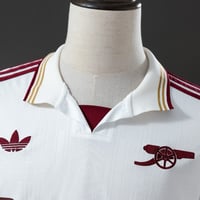 Image 6 of Arsenal 25/26 Third Jersey