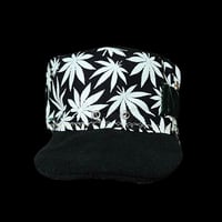 Image 1 of Cannabis cadet