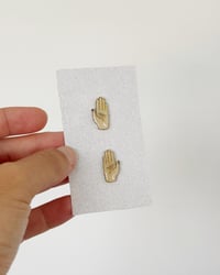 Image 2 of Studs | Manos 2