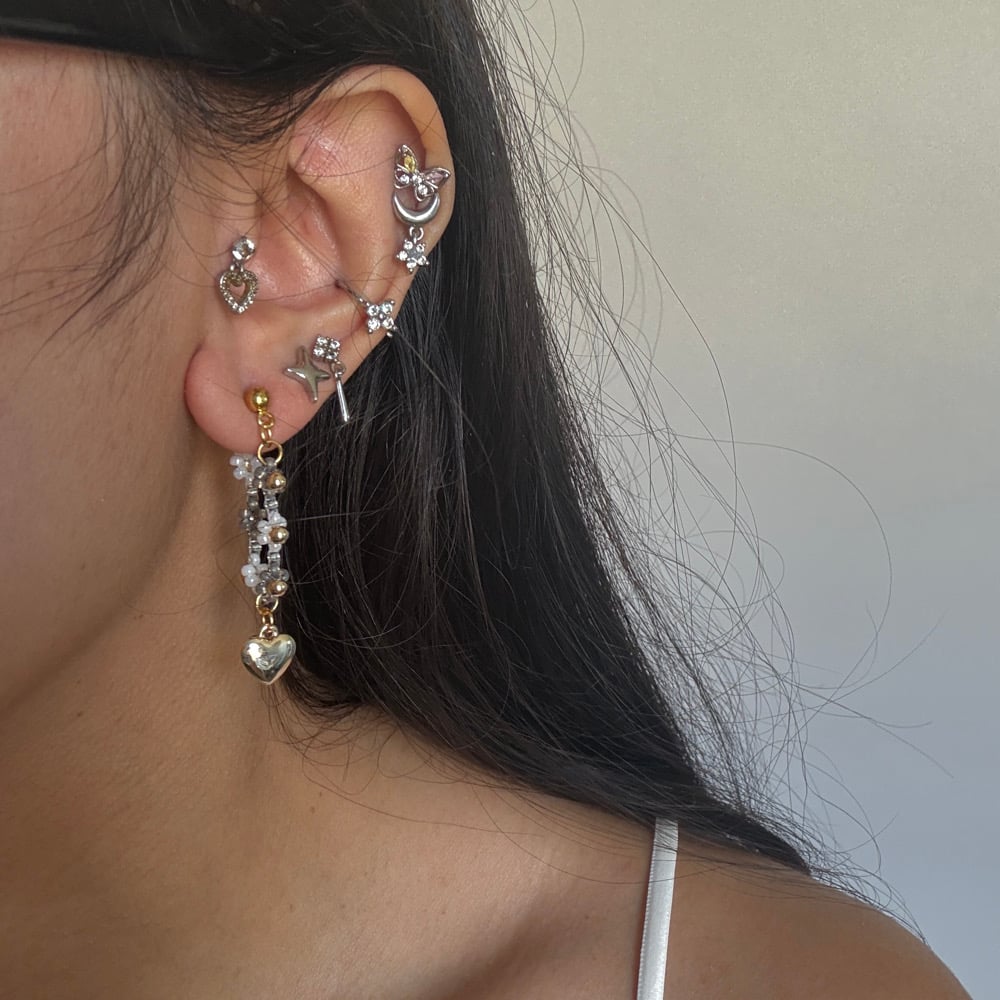 Image of Daisy Chain Earrings