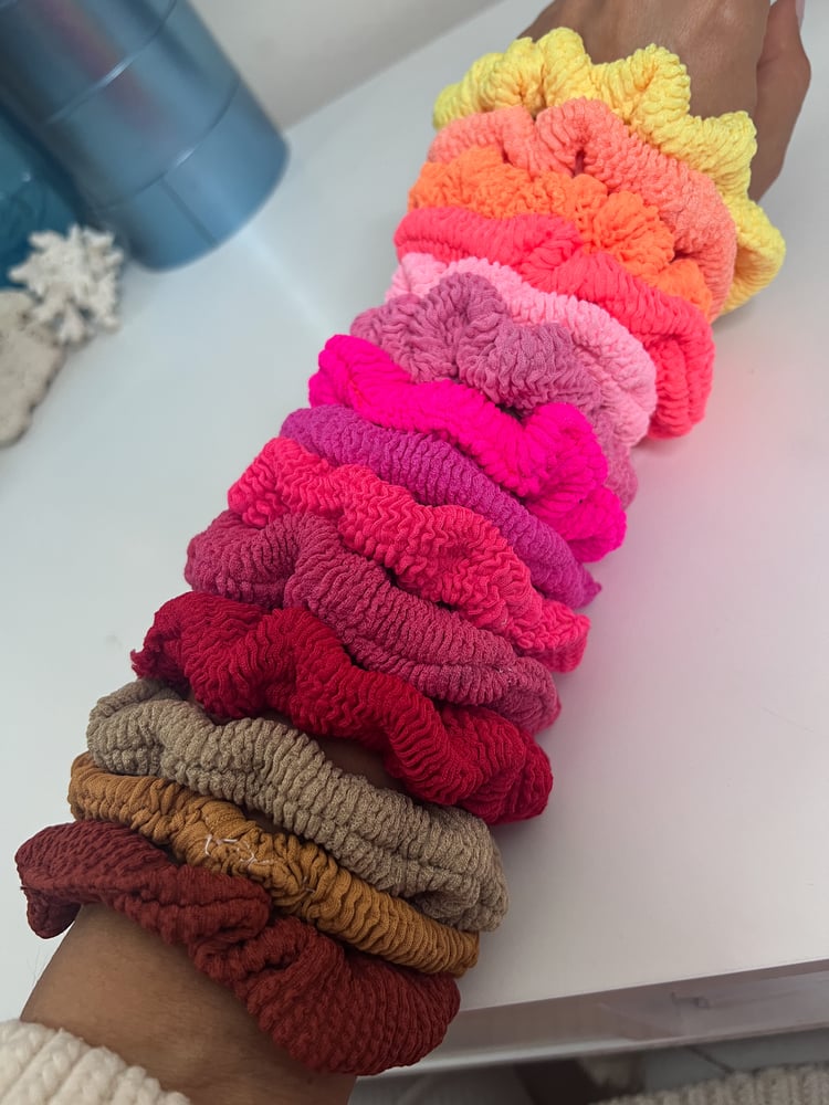 Image of Crinkle Scrunchie - Warm Tones 