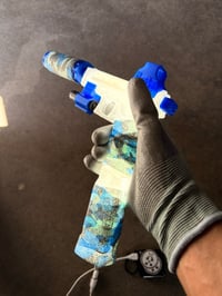 Image 4 of Clear w/ Blue (1of1)