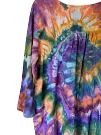 Image 5 of S 100% Cotton Forager Top in Earthy Spiral Rainbow Ice Dye
