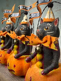 Image 5 of Halloween Cats in Jack-o-Lanterns