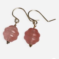 Image 2 of BOUCLES D'OREILLES ROSABELLA Quartz Rose