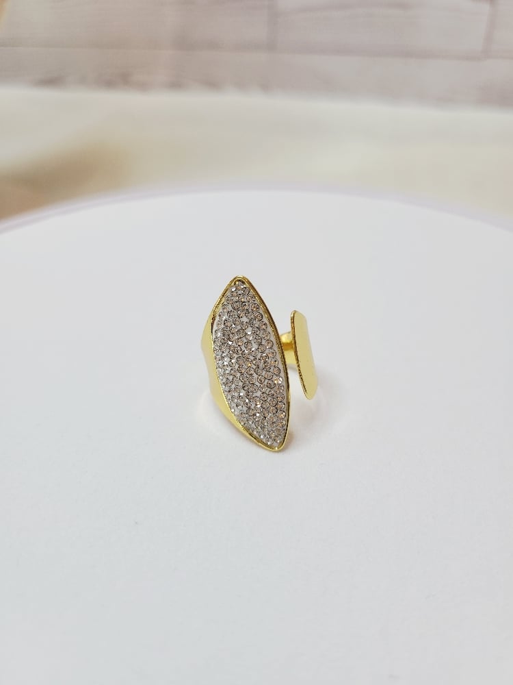 Image of Minee  Ring 