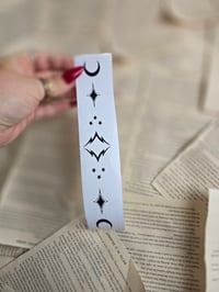 Image 3 of STENCIL ONLY | ACOTAR | Special Edition Paperback ONLY