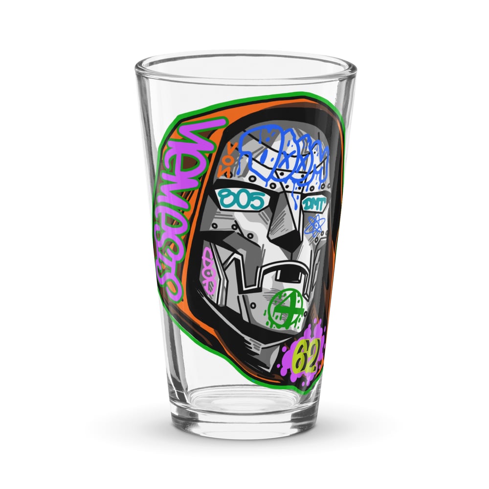 Nemesis variant Shaker pint glass