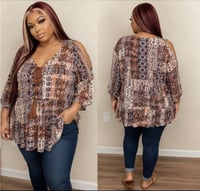 Image 4 of (Gently Used) 3X style & Co. open shoulder sleeve multi top #1094*12#1
