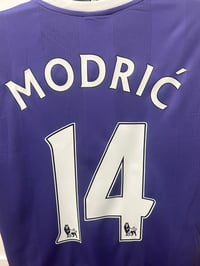 Image 7 of Tottenham Hotspur “MODRIĆ 14” 2011/12 Away Shirt + PL patches  (L)