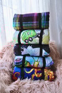 Image 1 of Waterproof & Washable Picnic Mats