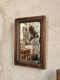 Image 1 of Le miroir mouluré 