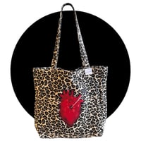 "Que Te Duela" Leopard tote bag