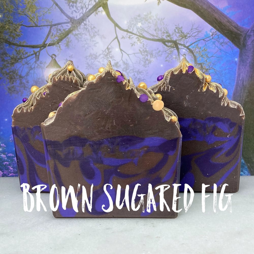 Image of Brown Sugared Fig: Delicious Figs Dusted With Brown Sugar