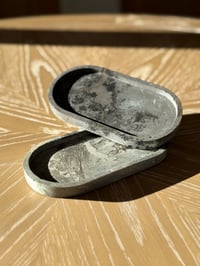 Image 2 of Oval & Out