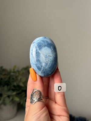 BLUE OPAL PALM STONES