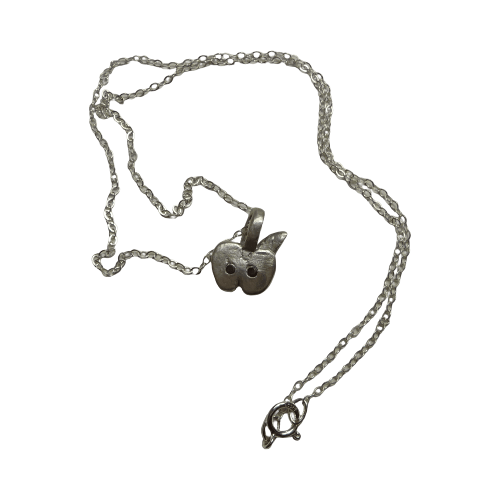 “Play Apple” Studio Sample (Black)