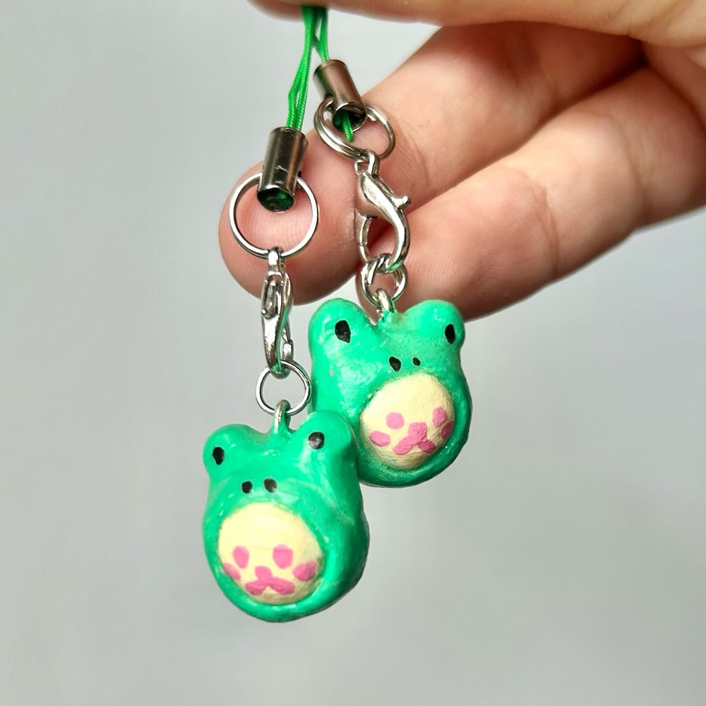 Image of Froggie Cat Charm