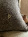 Image of Coussin laine couverture armée Suisse