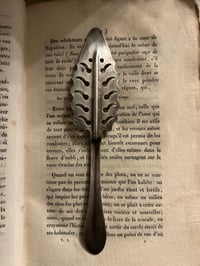 Image 4 of Cuillère à absinthe, en métal argenté poinconné, début 1900