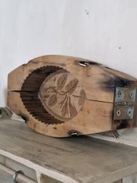 Image 2 of Le moule à beurre 