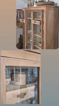 Image 5 of La vitrine en chêne 