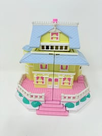 Image 3 of Ensemble bracelet et Polly Pocket Le Club house