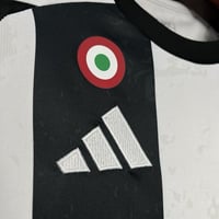 Image 4 of Juventus 24/25 Home