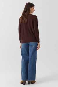 Image 3 of Jersey Sandie Marrón