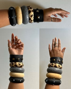 Image of circle of l:fe [5pc] bangle bracelets 