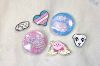Image 2 of 32mm collage pins