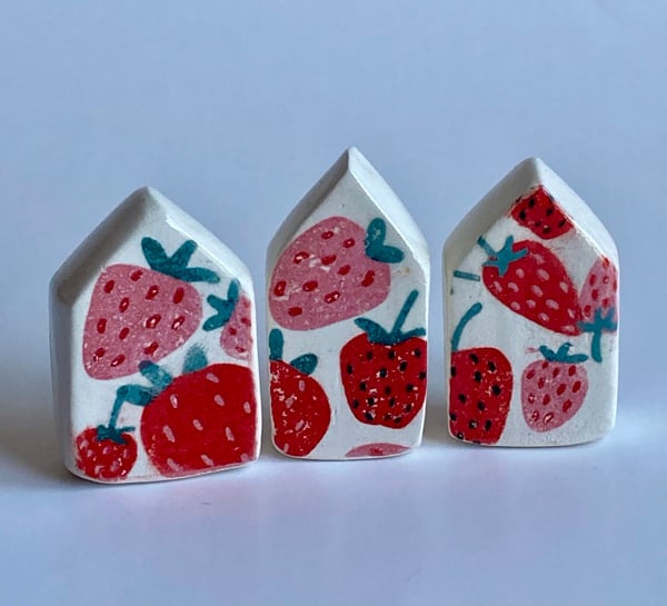 Image of STRAWBERRY  HOUSES