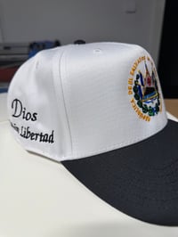 Image 2 of DIOS UNIÓN LIBERTAD 5 panels hat 