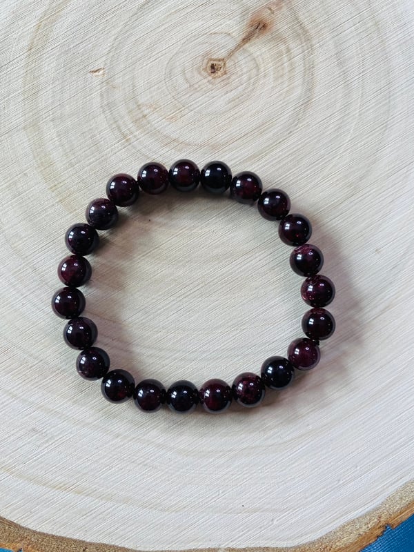 Image of 8mm Garnet Bracelet 