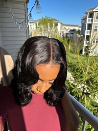 Image 3 of 24 inch BODY WAVE 5x5 HD LACE CLOSURE WIG