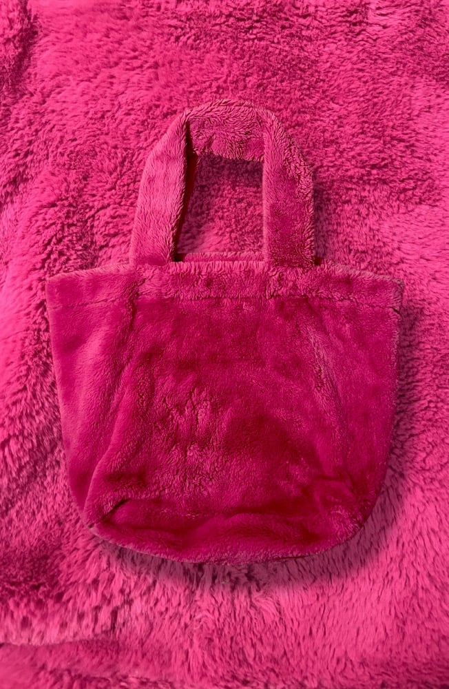 Image of Hot Pink Fluffy Giga Purse