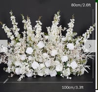 Image 3 of 100 cm Stage flower runner off white 