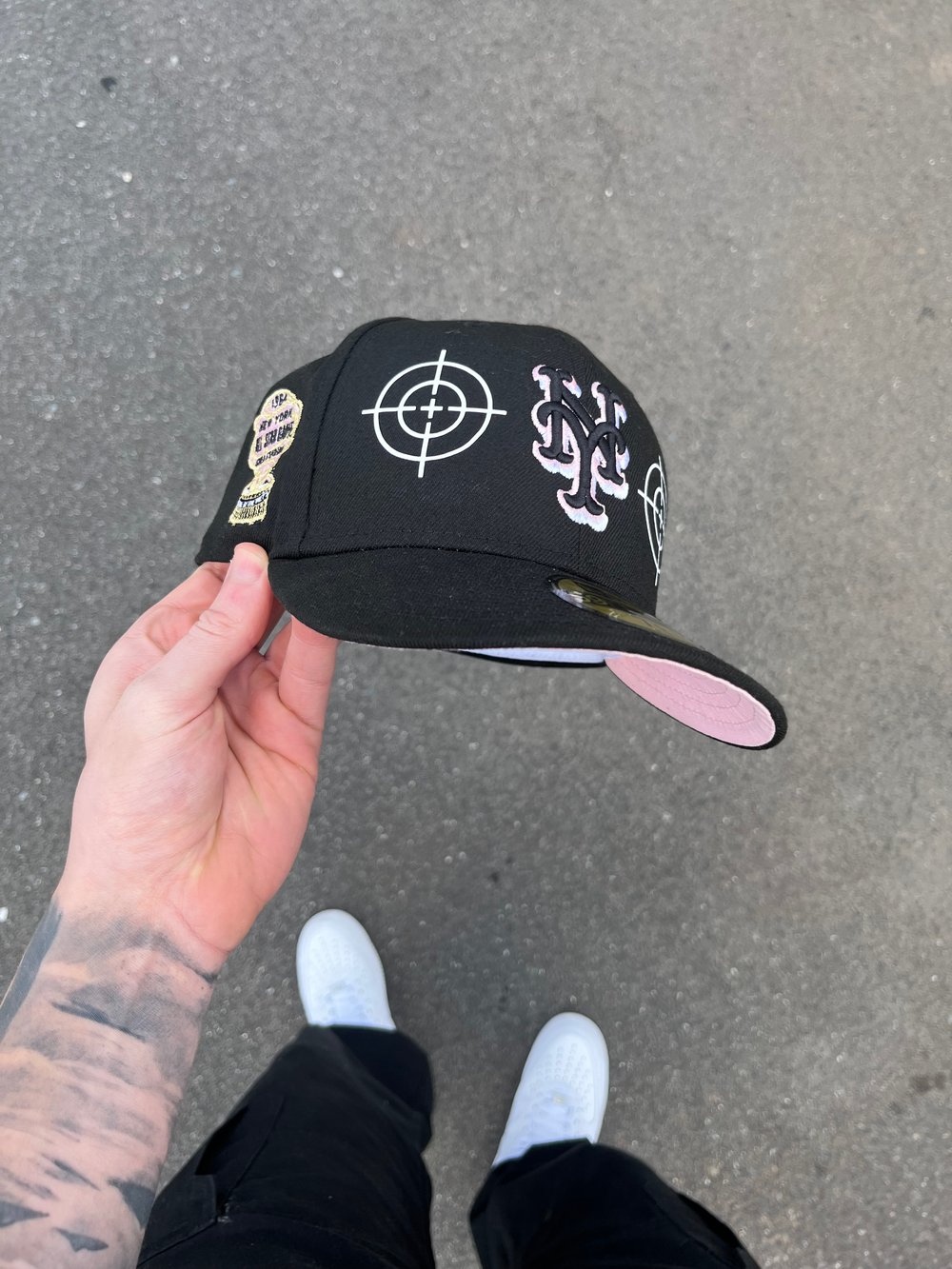 Image of PINK BRIM BLACK TRI TONE NY METS CUSTOM FITTED CAP