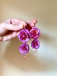 Image 3 of 💖Double Pink 3D Roses💖
