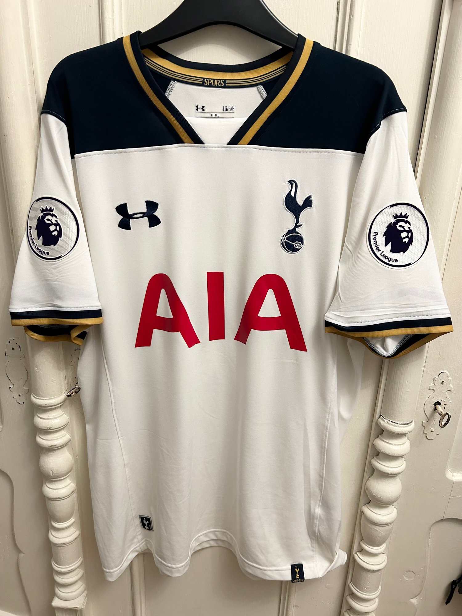 Image of Tottenham Hotspur “KANE 10” 2016/17 Home Shirt + PL patches (L)