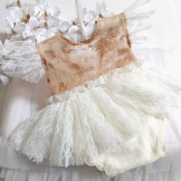 Image 2 of Newborn girls outfit | Rosalie | beige | cream | photoshooting clothes