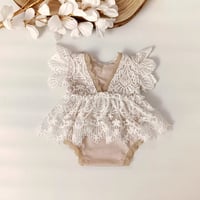 Image 3 of Newborn girls body-dress Sandria | light beige & off white little flowers