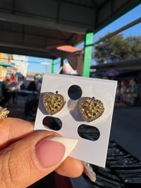 Image 2 of Earrings medium nugget 